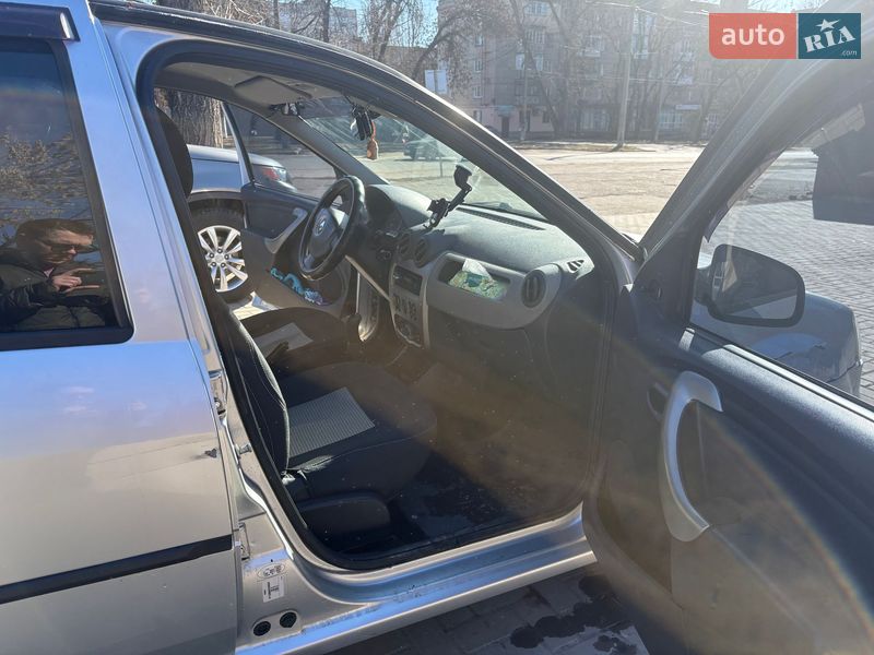 Седан Renault Logan 2009 в Николаеве