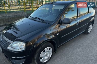 Седан Renault Logan 2011 в Луцьку