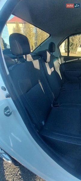 Седан Renault Logan 2018 в Ивано-Франковске