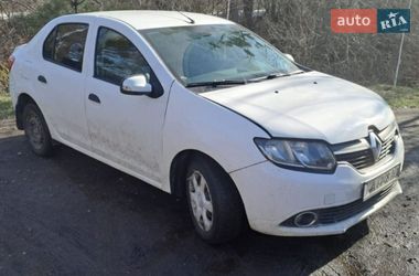 Седан Renault Logan 2015 в Киеве