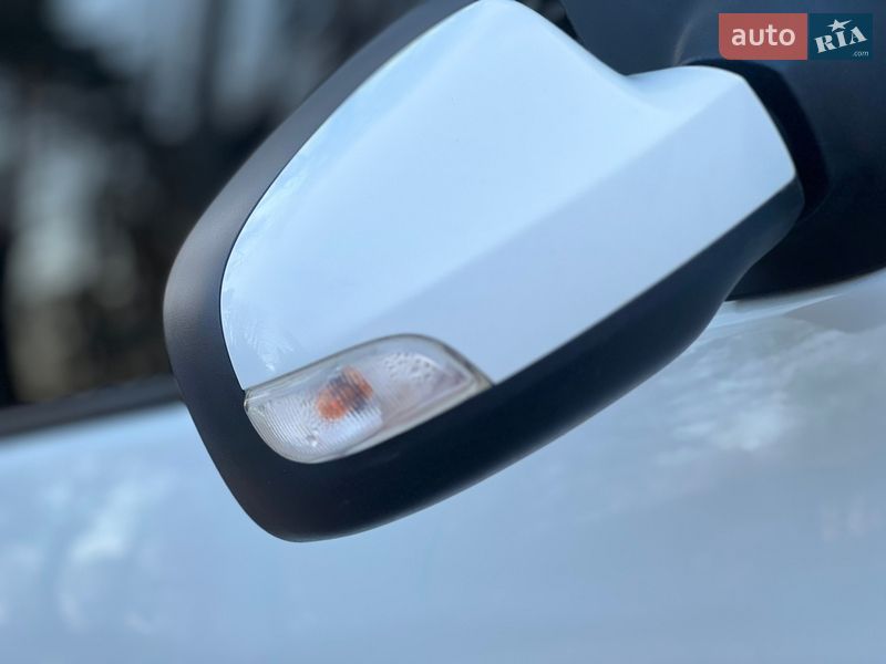 Седан Renault Logan 2016 в Дрогобыче