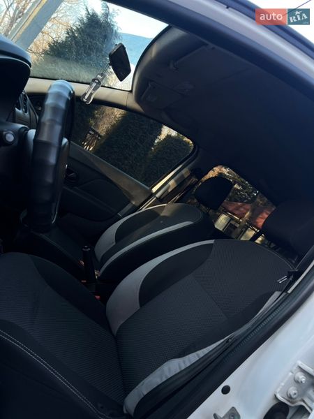 Седан Renault Logan 2016 в Дрогобыче