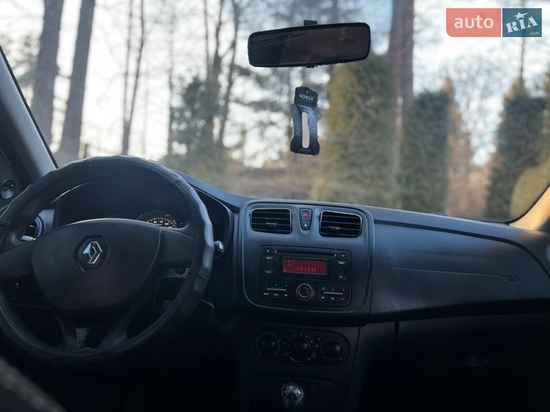 Седан Renault Logan 2016 в Дрогобыче