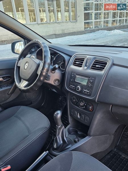 Универсал Renault Logan 2014 в Киеве