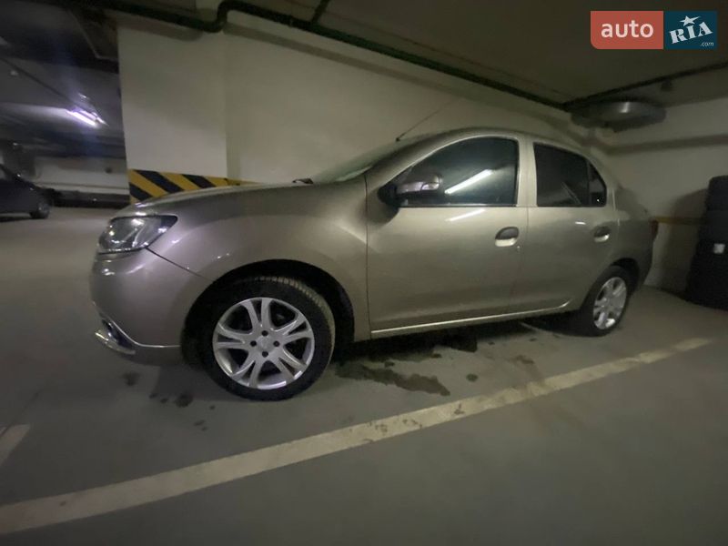 Седан Renault Logan 2014 в Киеве