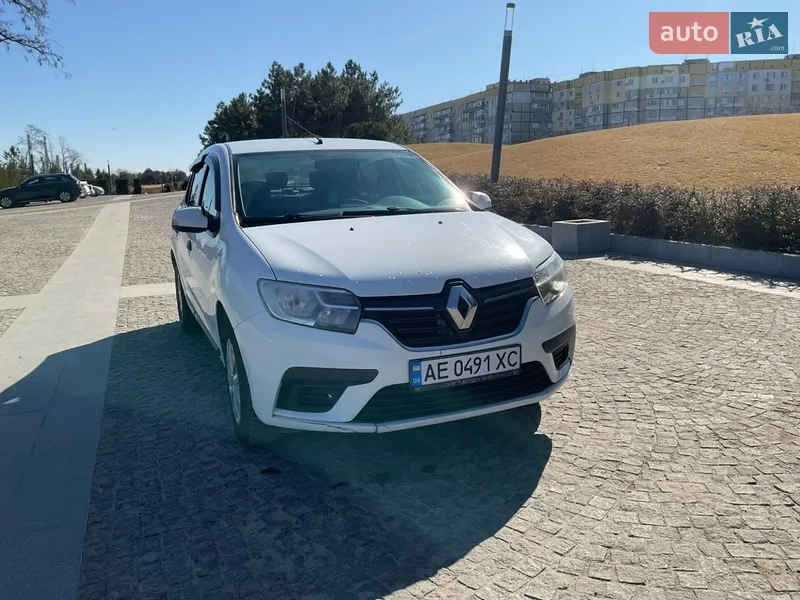 Renault Logan