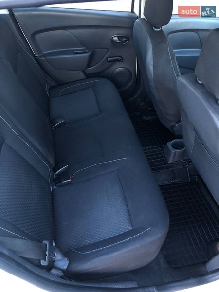 Седан Renault Logan 2019 в Києві