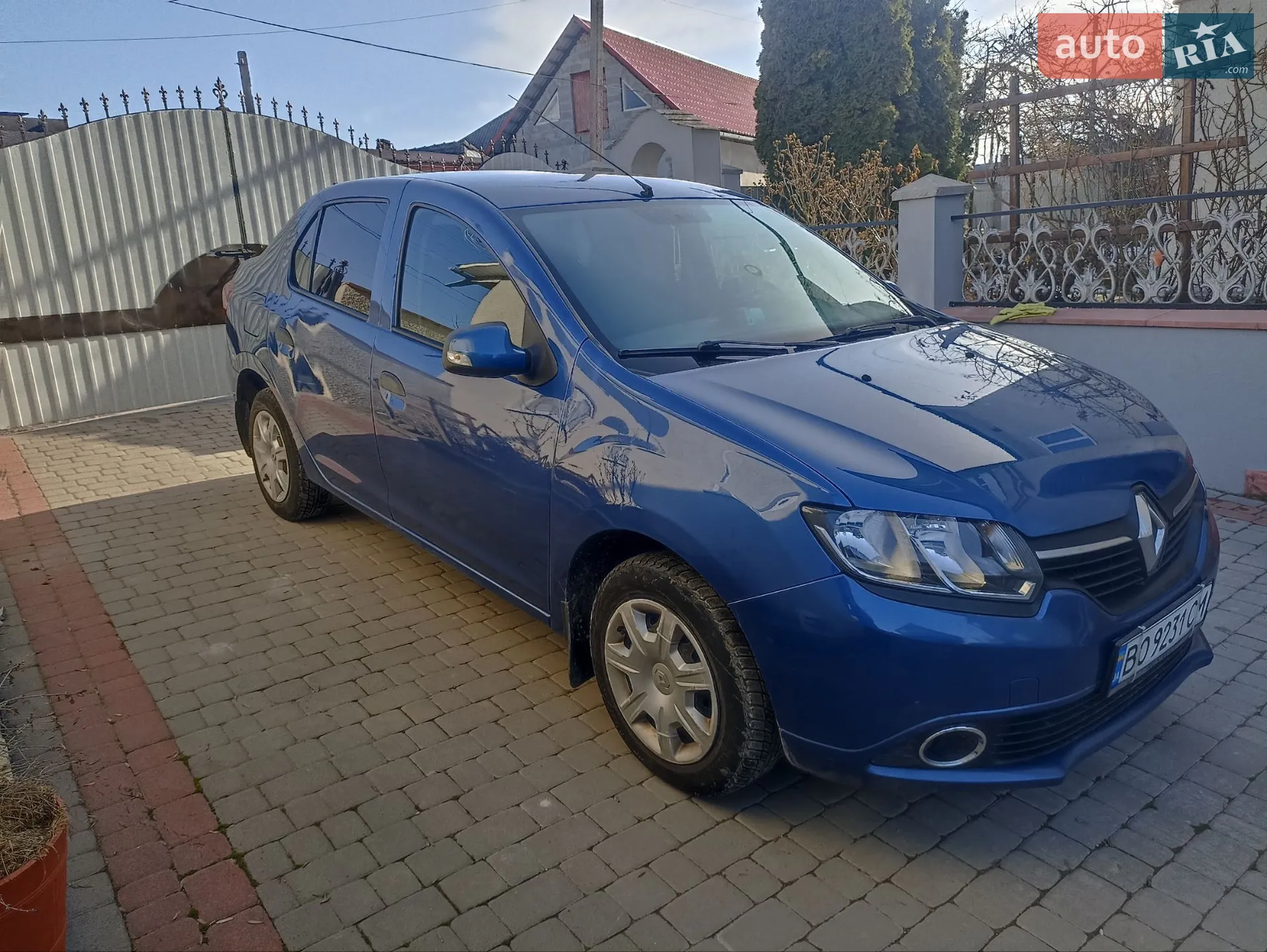 2014 Renault Logan - мініатюра 2