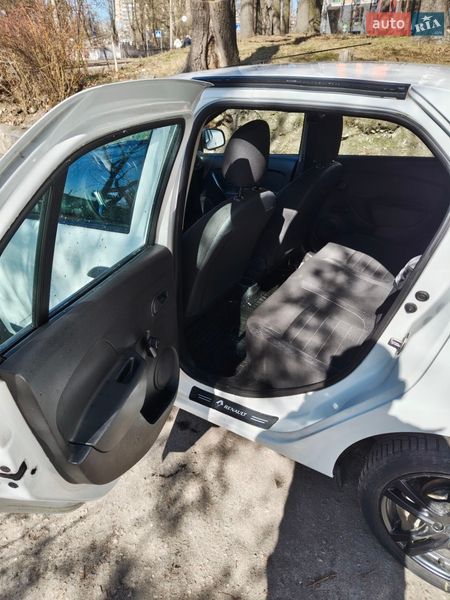 Седан Renault Logan 2021 в Киеве