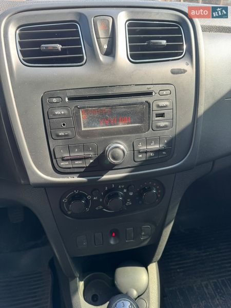 Седан Renault Logan 2013 в Дніпрі