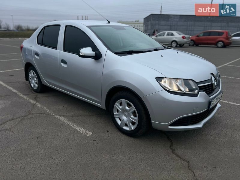 Седан Renault Logan 2016 в Полтаве