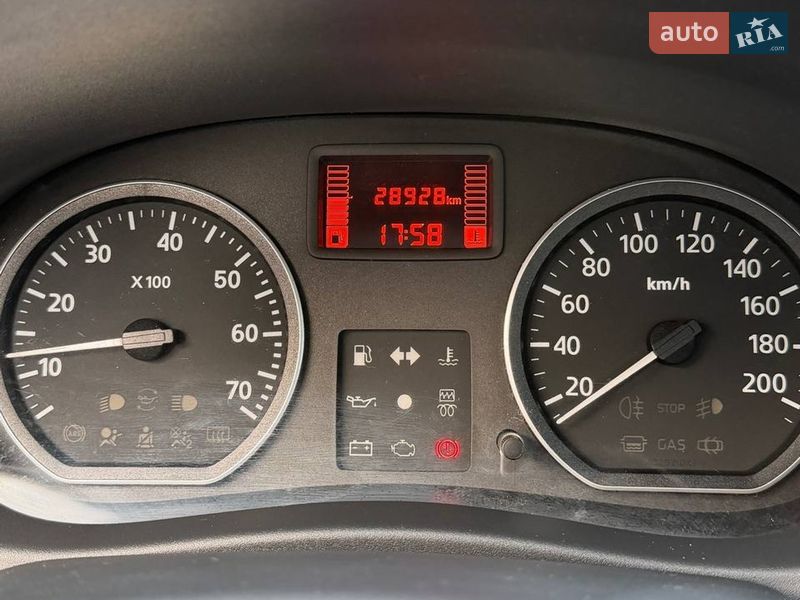 Седан Renault Logan 2011 в Киеве фото 7 Седан Renault Logan 2011 в Киеве