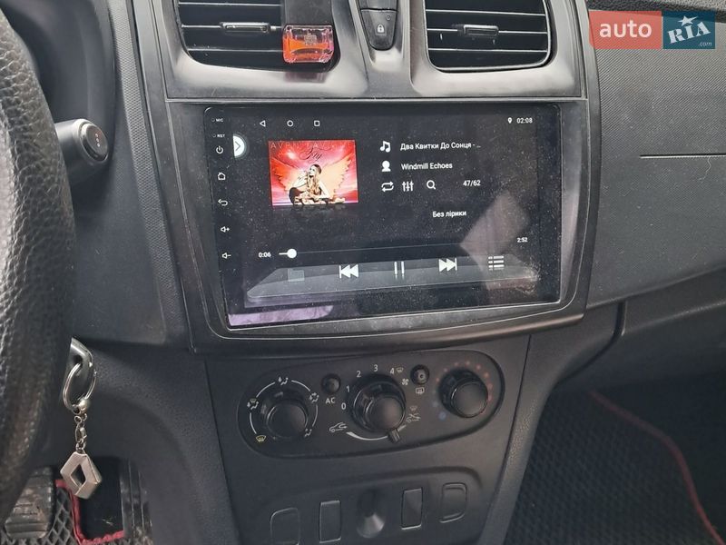 Седан Renault Logan 2013 в Кропивницькому