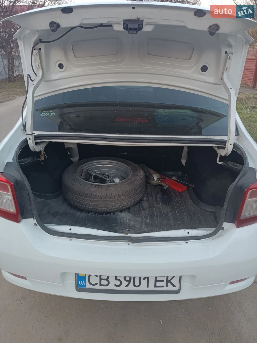 2015 Renault Logan - мініатюра 6