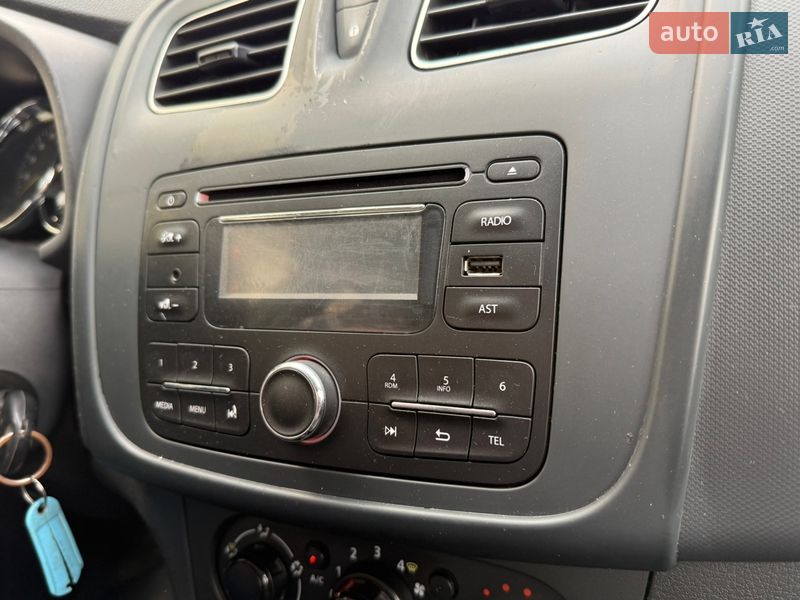 Седан Renault Logan 2015 в Красилове фото 46 Седан Renault Logan 2015 в Красилове