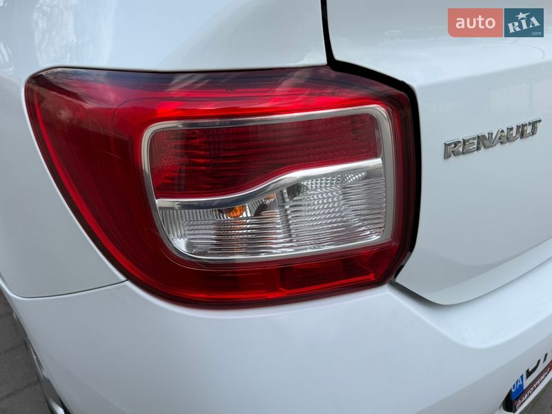 Седан Renault Logan 2015 в Красилове фото 68 Седан Renault Logan 2015 в Красилове