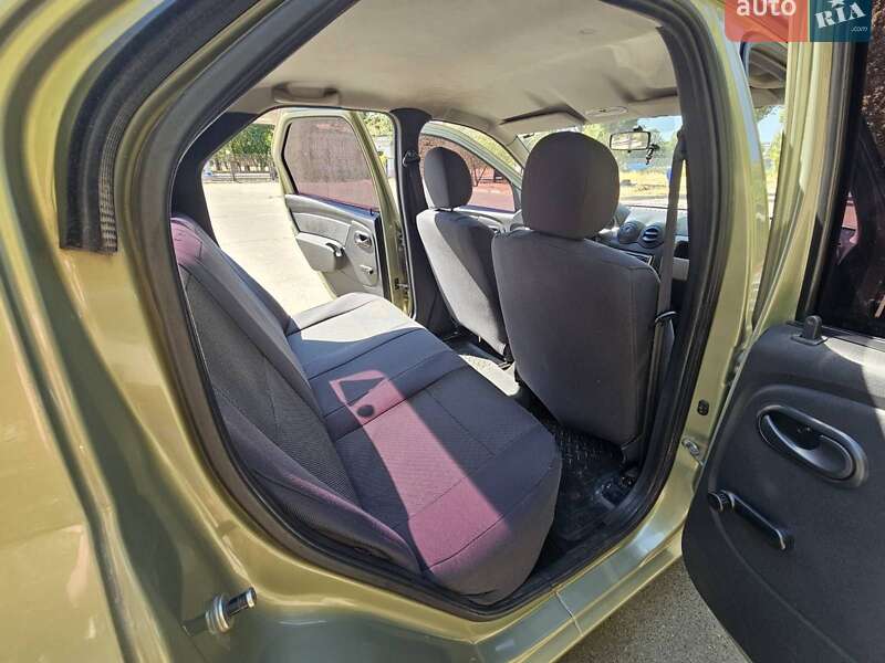 Седан Renault Logan 2008 в Николаеве