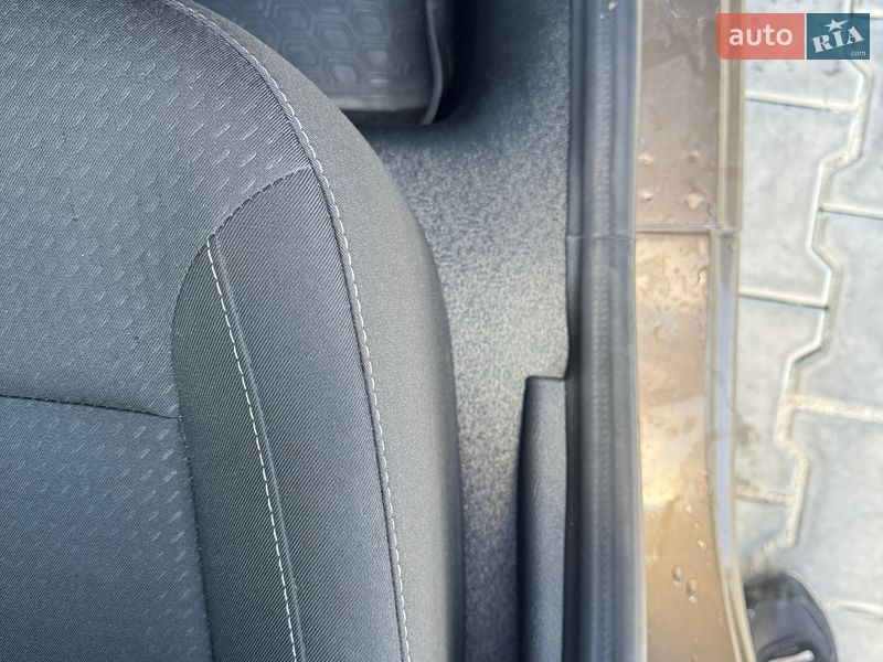 Седан Renault Logan 2019 в Києві