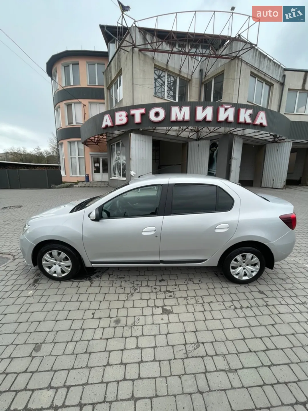 2017 Renault Logan - мініатюра 9