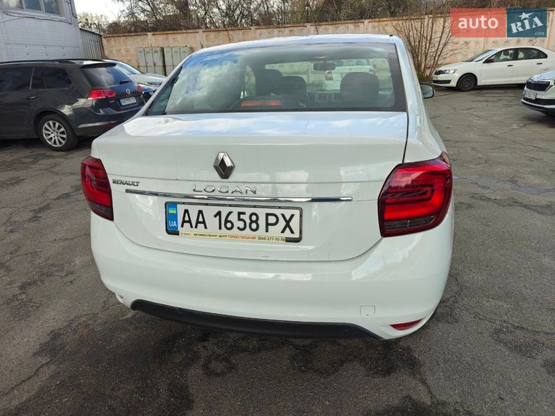 Седан Renault Logan 2017 в Киеве