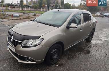Седан Renault Logan 2013 в Киеве
