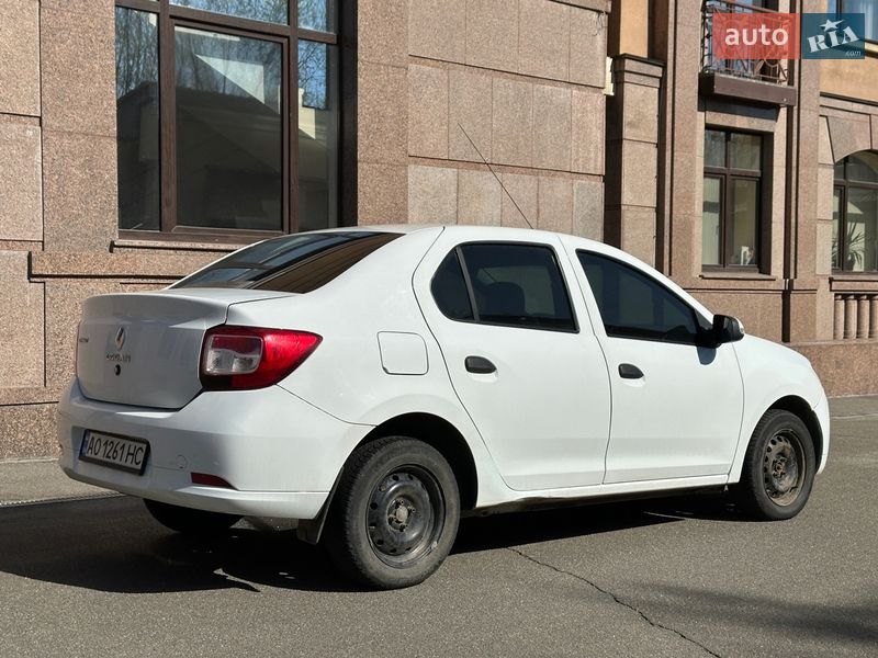 Седан Renault Logan 2013 в Киеве фото 11 Седан Renault Logan 2013 в Киеве