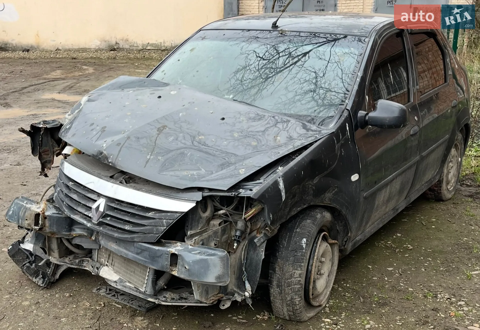 2010 Renault Logan - мініатюра 2