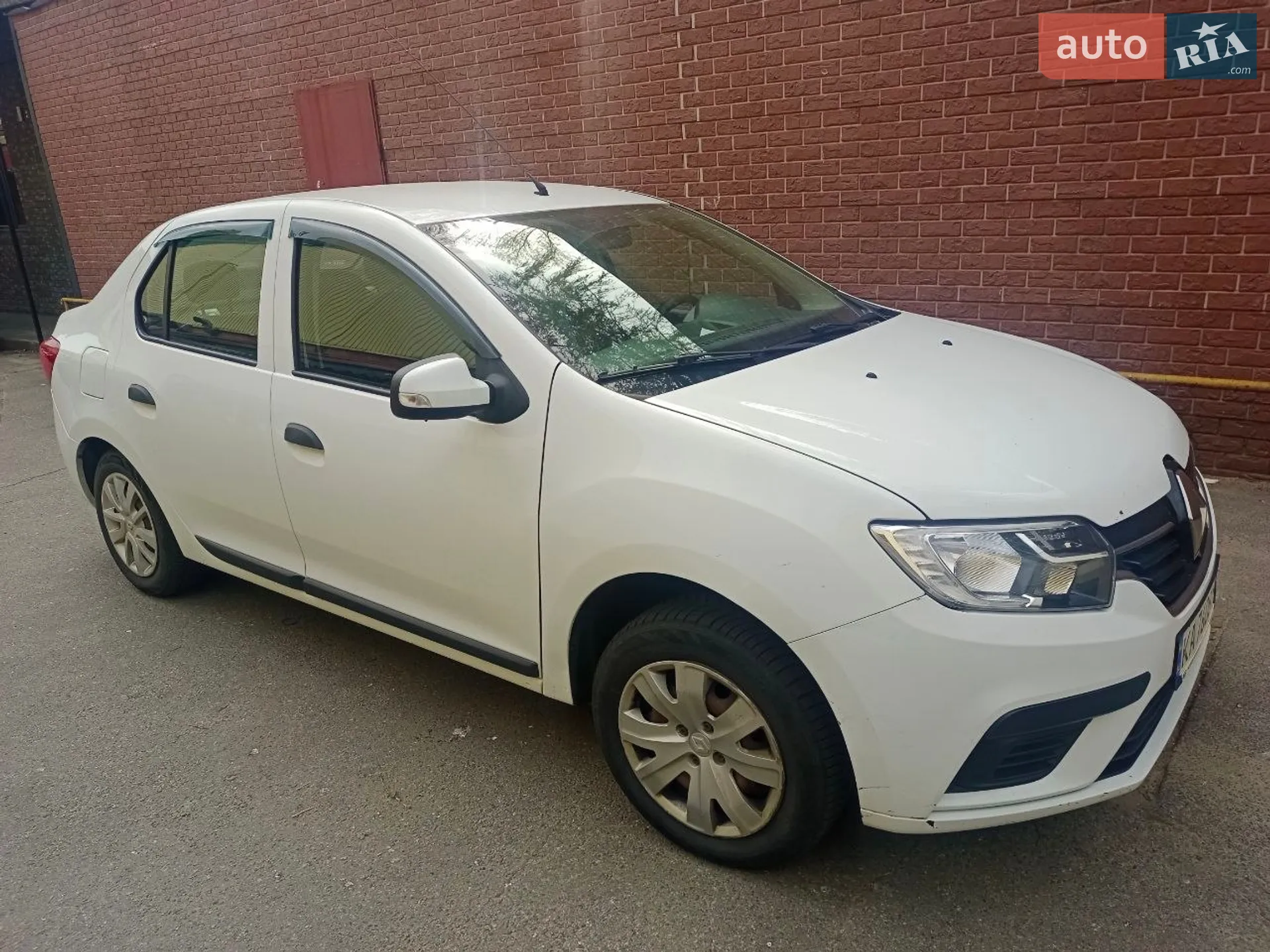 2019 Renault Logan - мініатюра 2