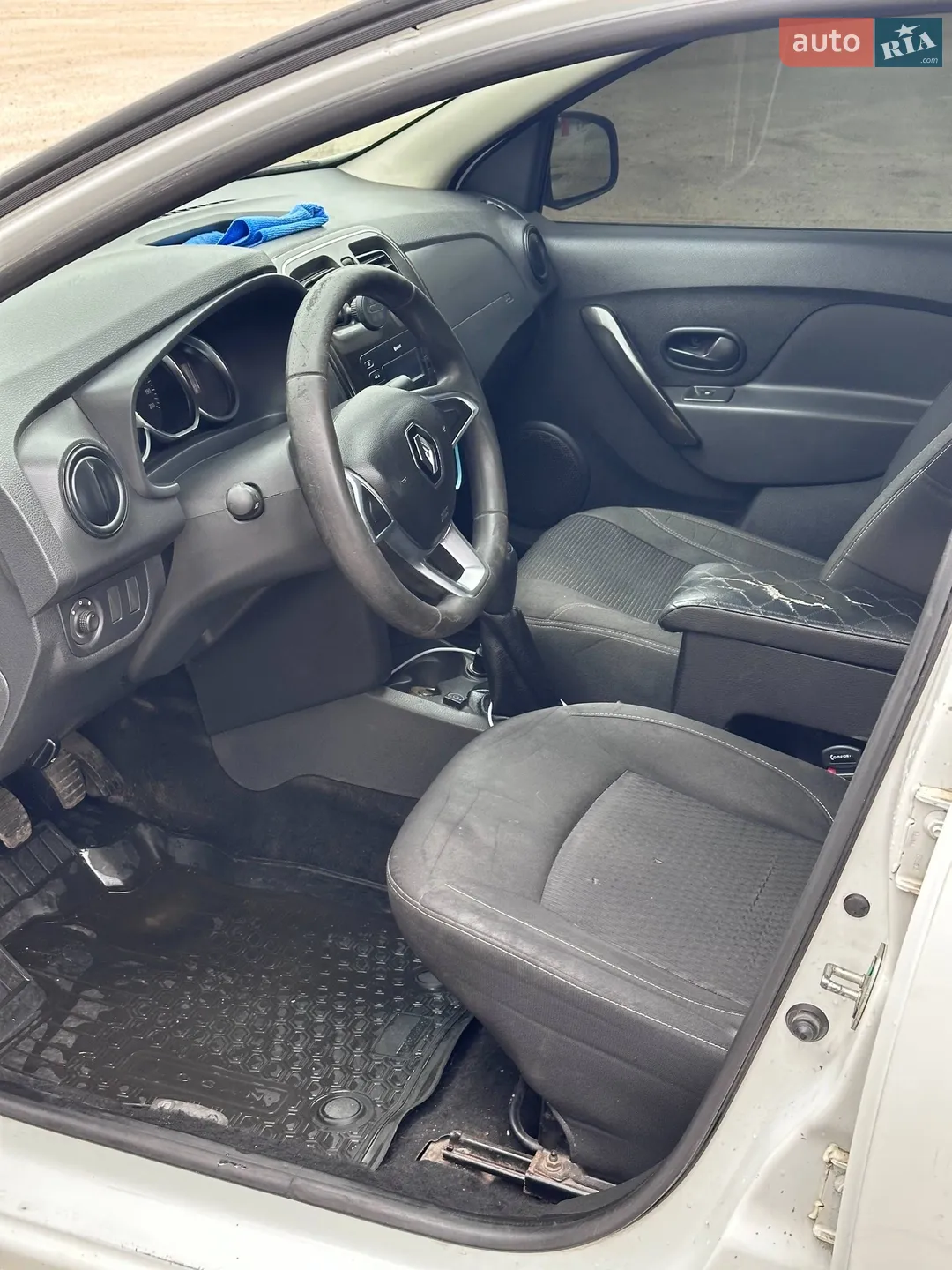 2019 Renault Logan - мініатюра 7