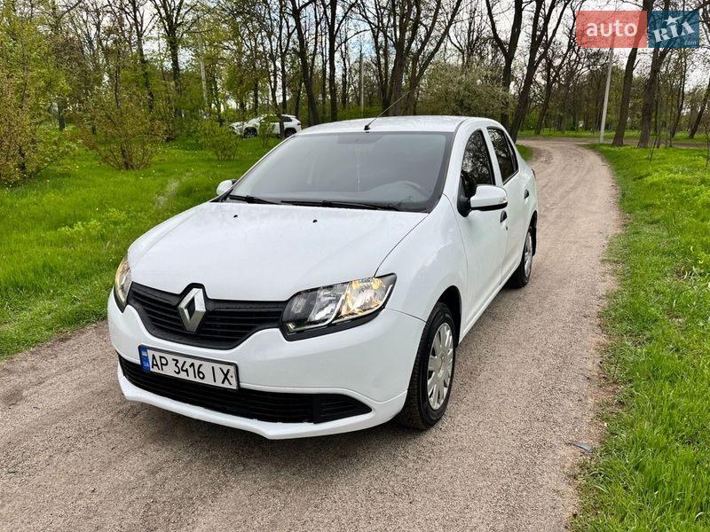 Renault Logan 2013