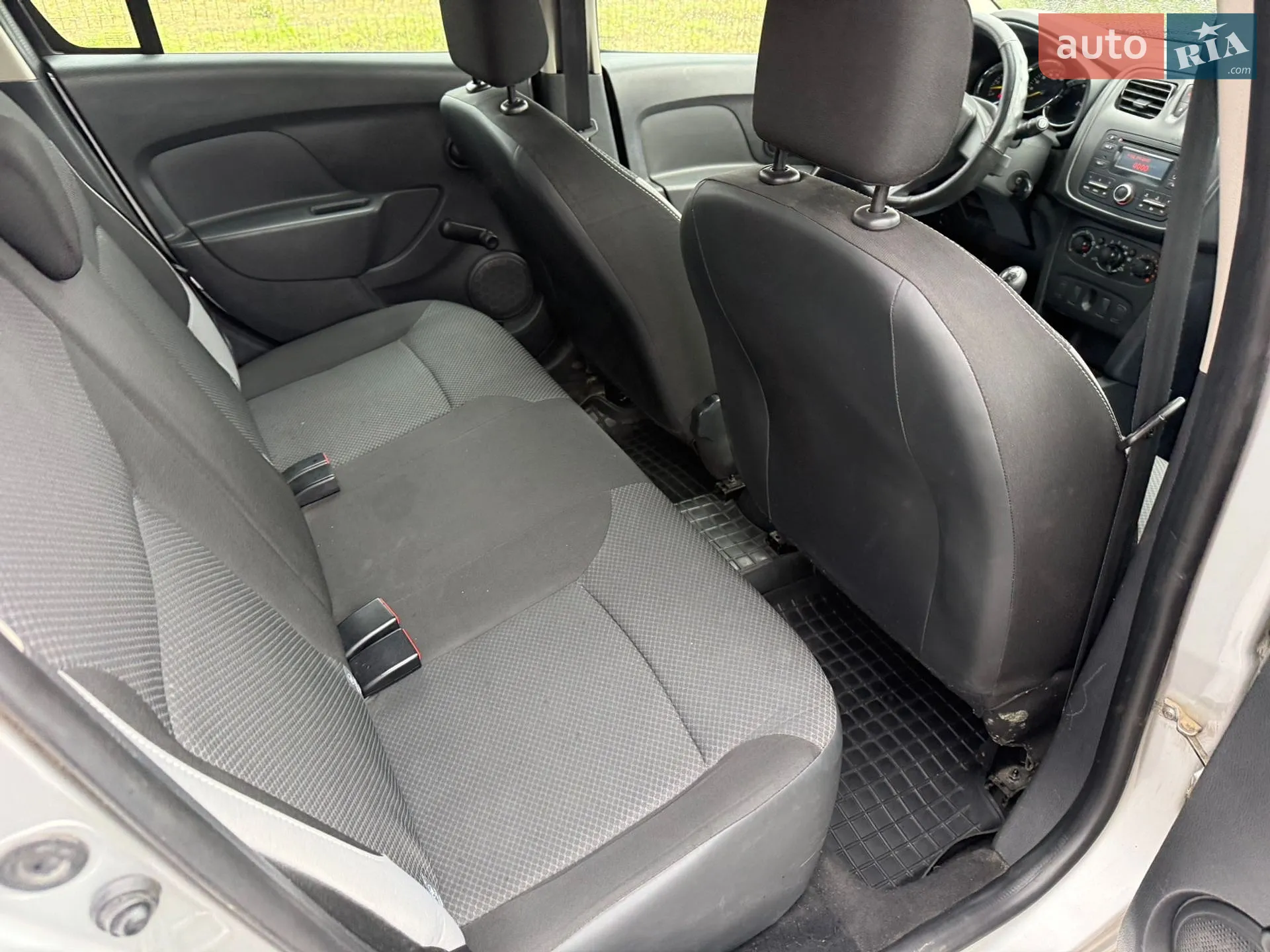 2014 Renault Logan - мініатюра 44