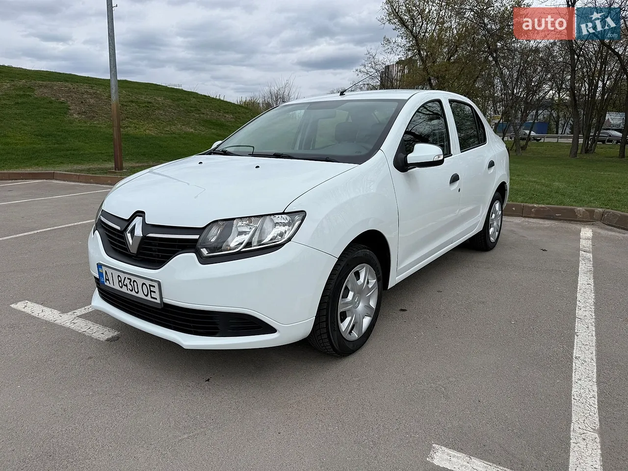 2017 Renault Logan - мініатюра 47