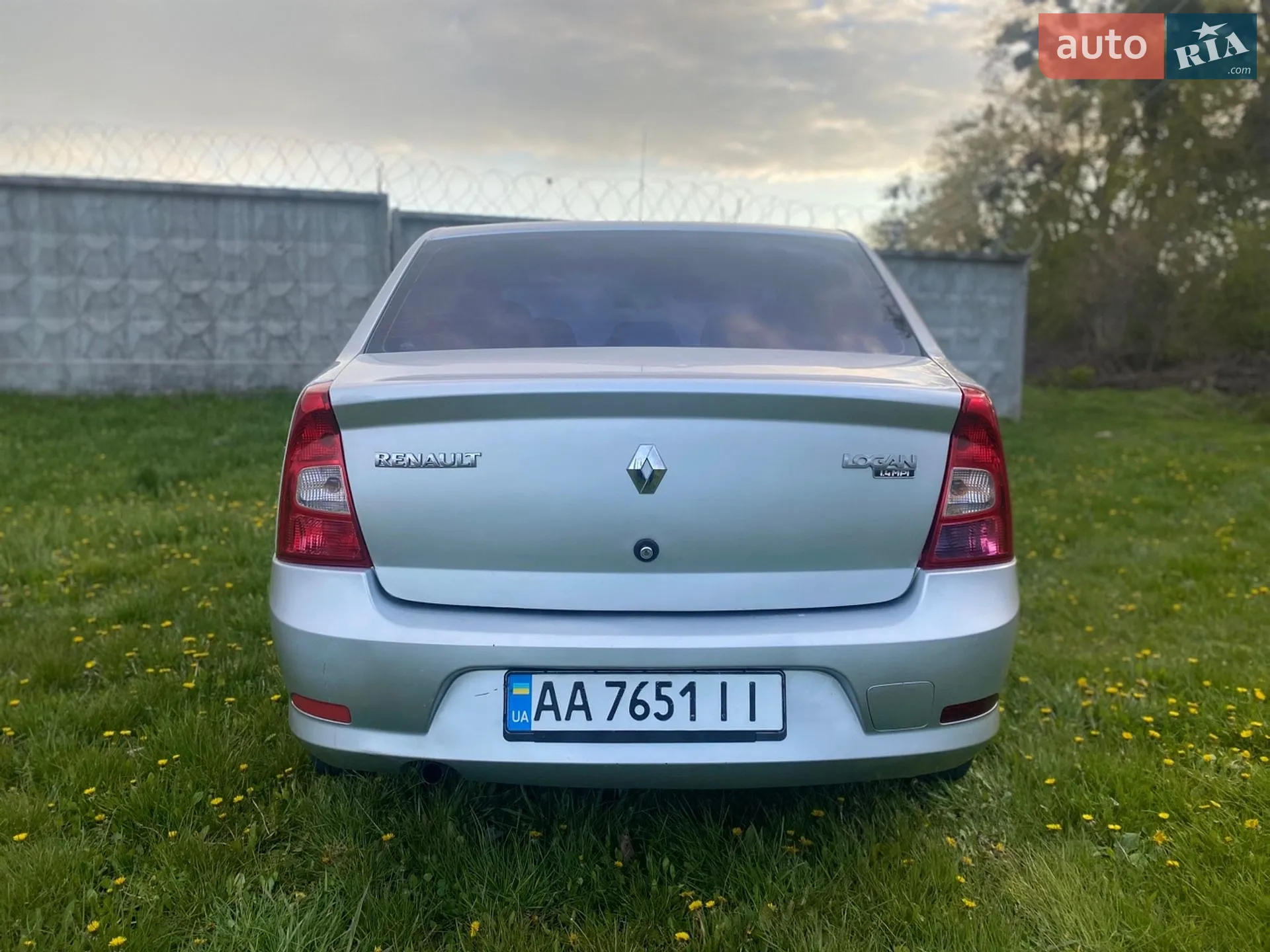 2011 Renault Logan - мініатюра 4