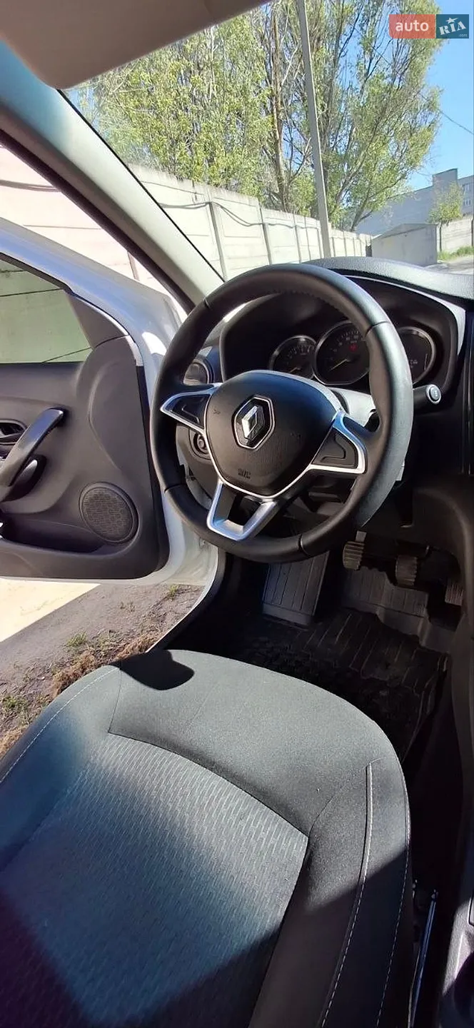 2019 Renault Logan - мініатюра 17