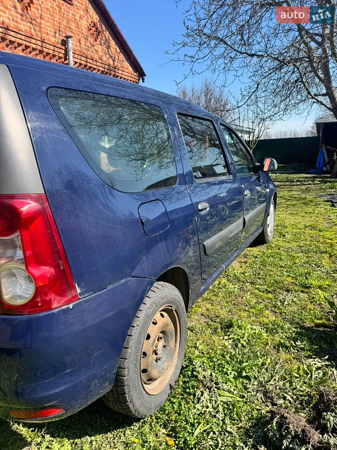 2010 Renault Logan - мініатюра 3