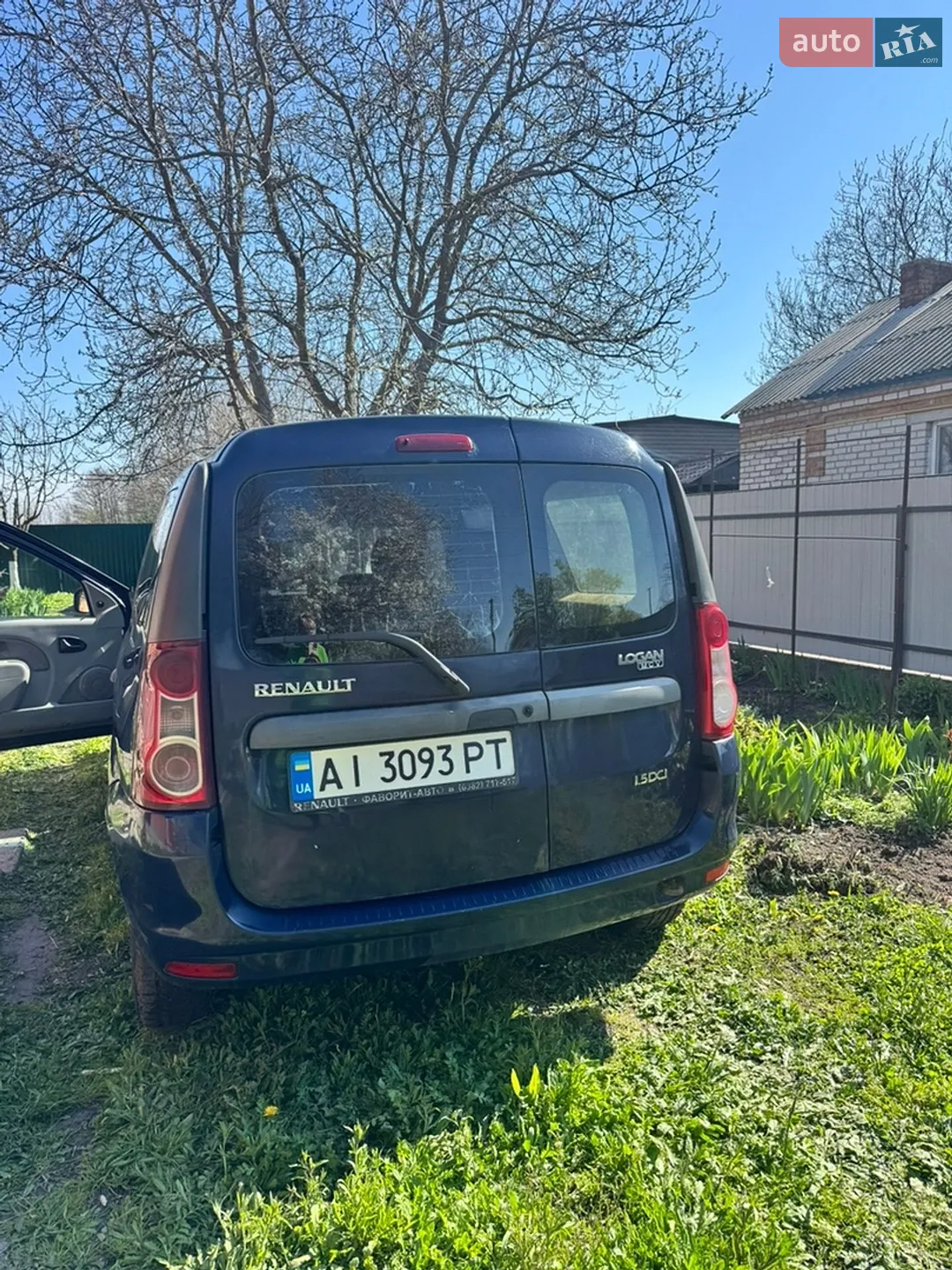 2010 Renault Logan - мініатюра 5
