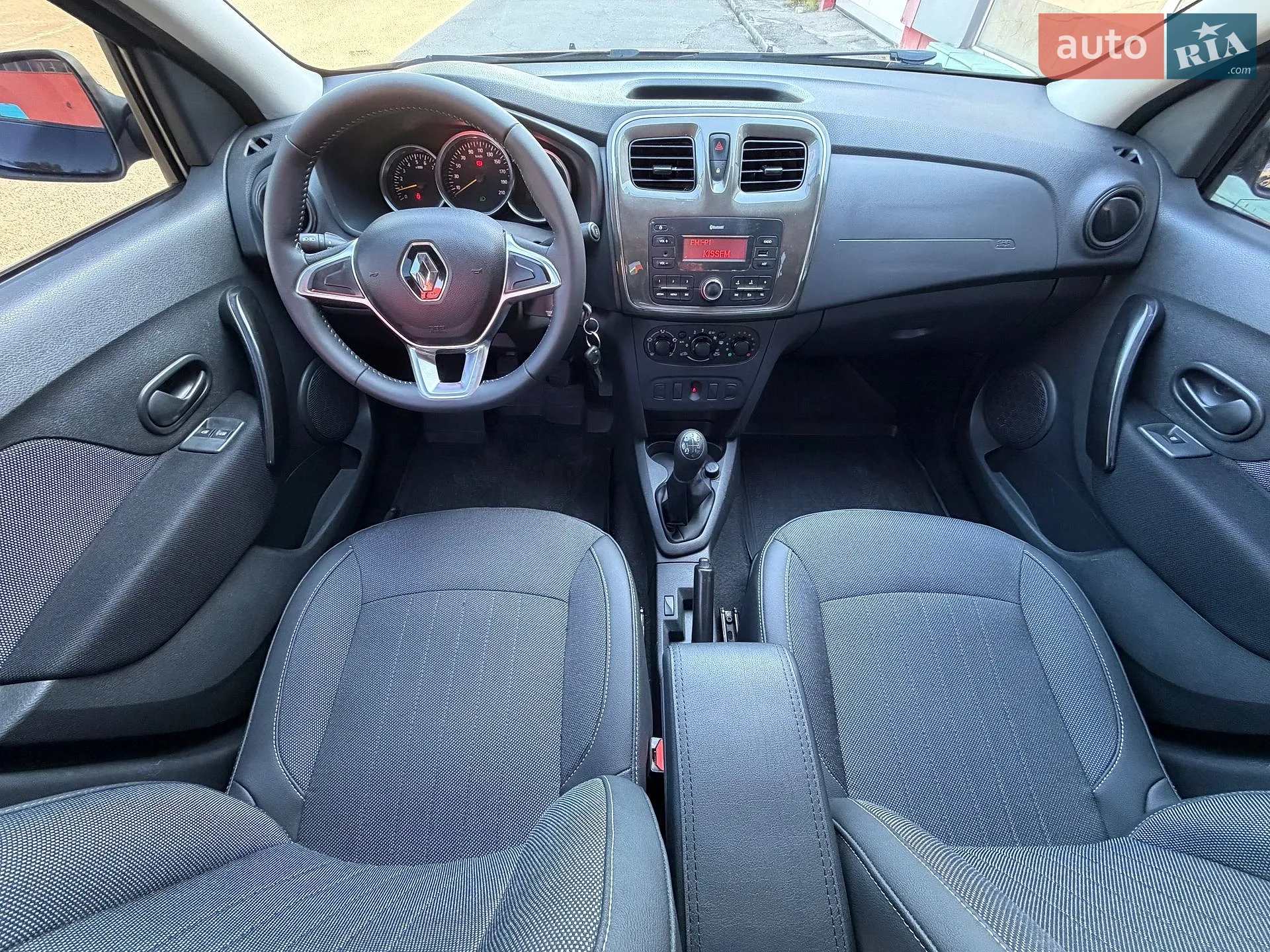 2019 Renault Logan - мініатюра 13