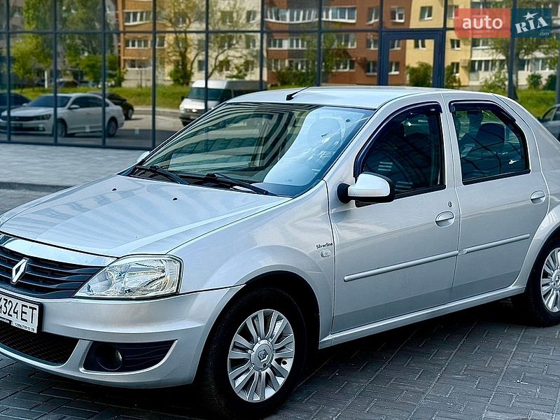 Седан Renault Logan 2011 в Днепре