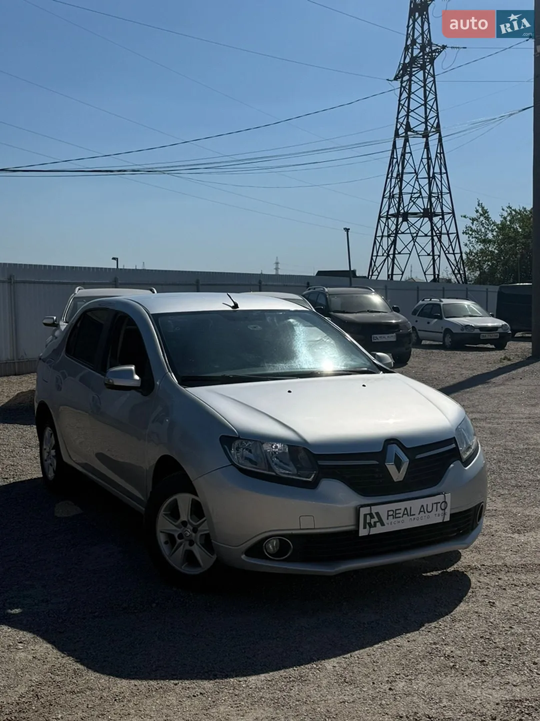 2013 Renault Logan - мініатюра 4
