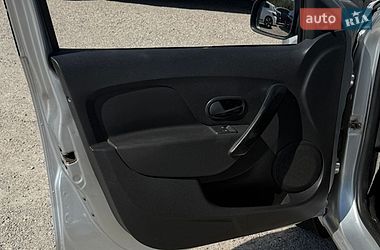 Седан Renault Logan 2013 в Кропивницком
