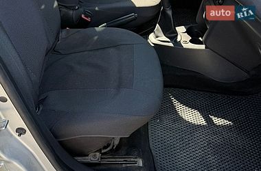 Седан Renault Logan 2013 в Кропивницком
