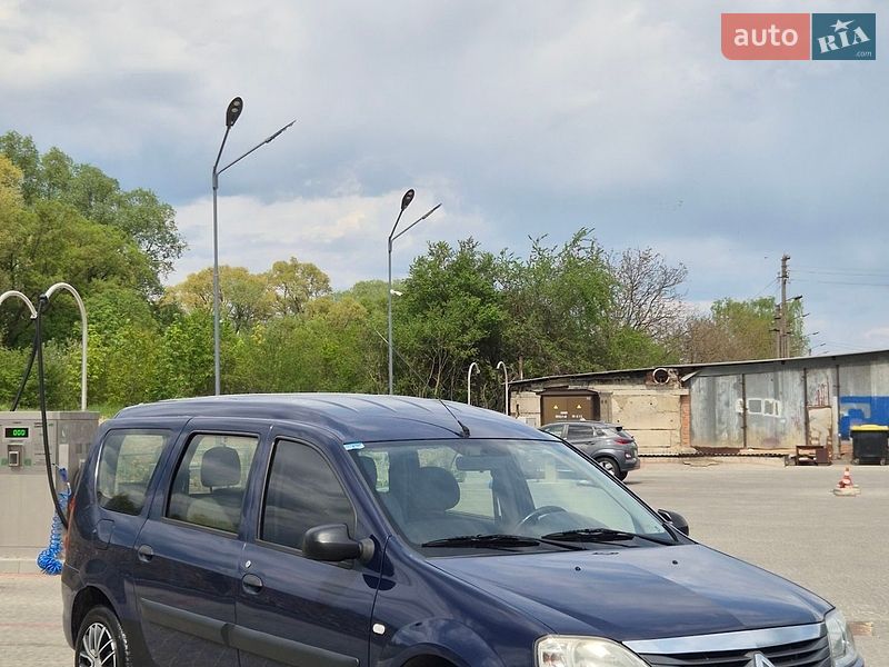 Универсал Renault Logan 2009 в Ивано-Франковске