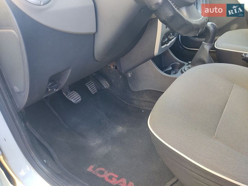 Универсал Renault Logan 2012 в Новой Водолаге