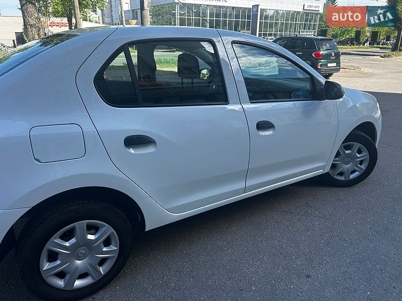 Седан Renault Logan 2014 в Чернигове