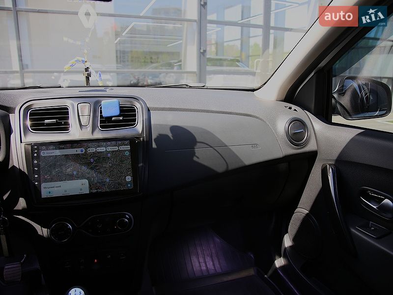 Седан Renault Logan 2019 в Харькове
