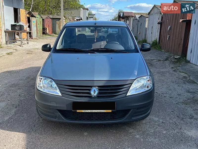 Renault Logan 2009