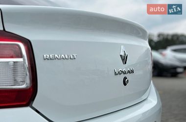 Седан Renault Logan 2014 в Черновцах