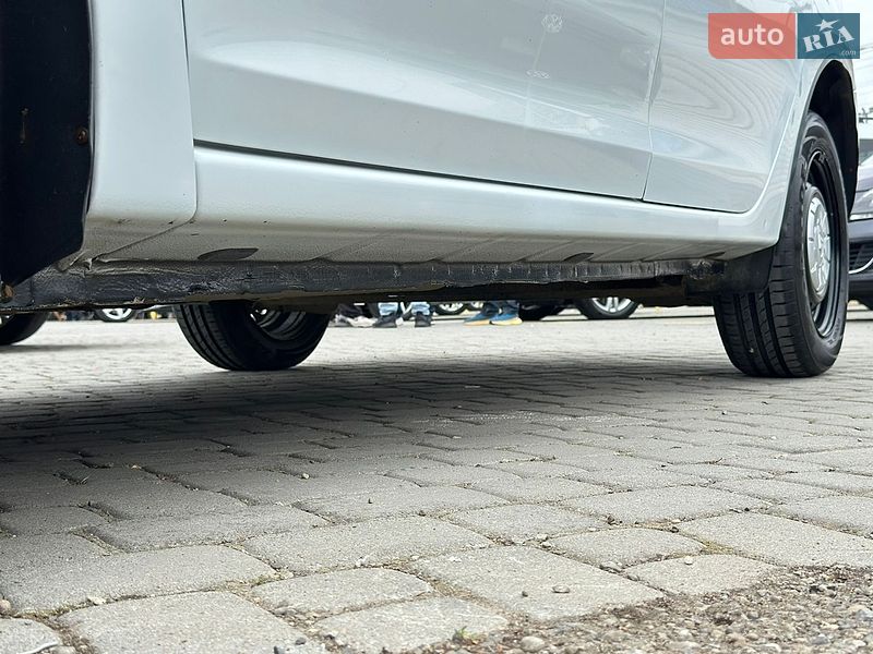 Седан Renault Logan 2014 в Черновцах