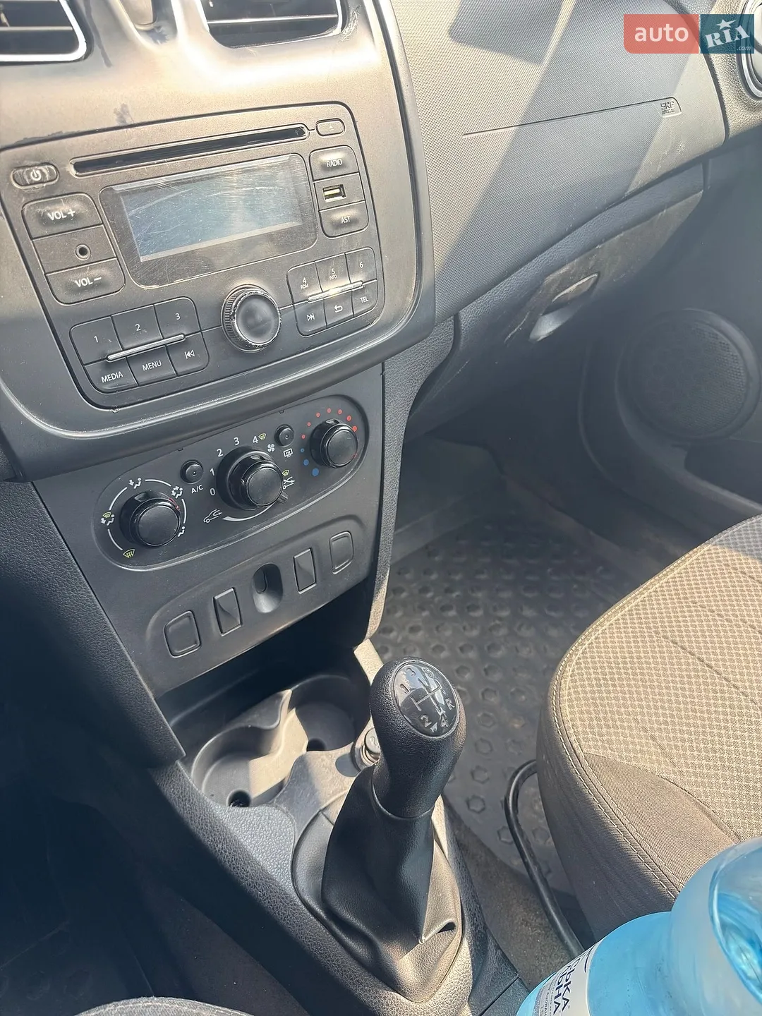 2016 Renault Logan - мініатюра 18