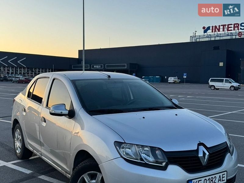 Renault Logan 2014